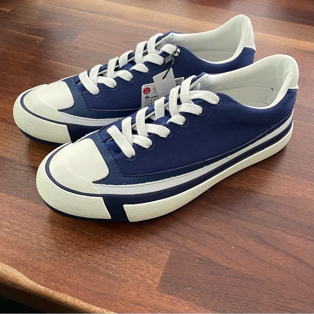NWT ZARA Women’s Blue Canvas Sneakers
